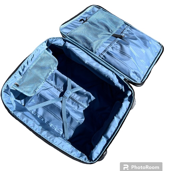 TUMI Expandable Ballistic 2-wheeled Carry On Luggage Suitcase - Picture 9 of 13